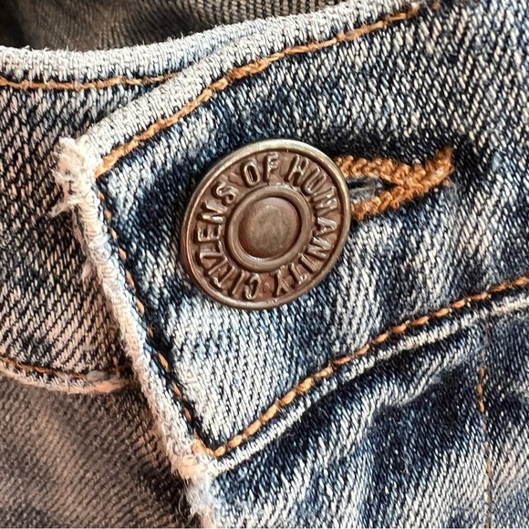 Citizens of Humanity Vintage Flare Jeans with a 70s Vibe - Picture 8 of 14